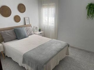 Piso en alquiler en San Luis en Almería