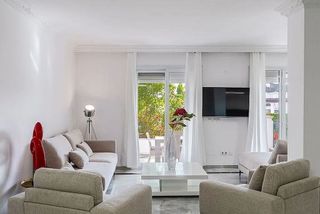 Piso en alquiler en Lomas de Marbella Club - Puente Romano en Marbella