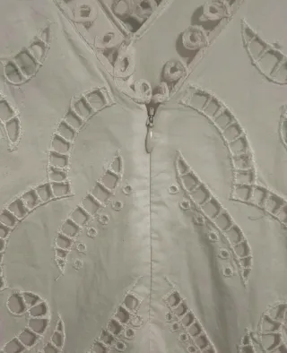 Vestido blanco Zara bordado