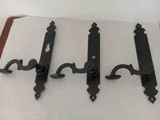 Manillas de hierro forjado