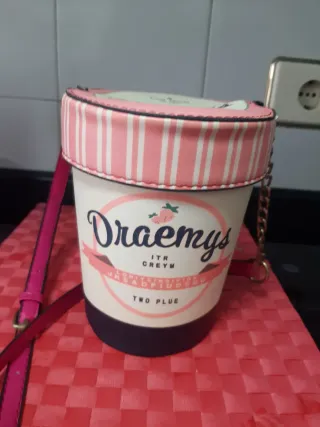 Lata Agatha Ruiz de la Prada e borsa cubo gelato