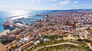 Piso en alquiler en Pla de Bon Repós en Alicante