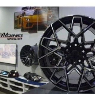 Juego de 4 Llantas 18 M88 Black BM079