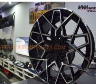 Juego de 4 Llantas 18 M88 Black BM079