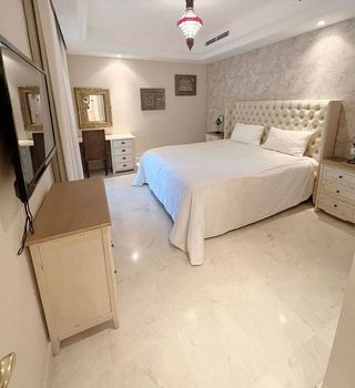 Piso en alquiler en Nueva Andalucía centro en Marbella