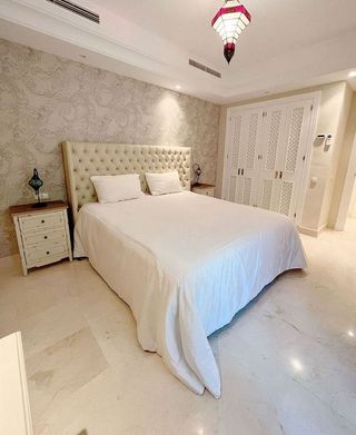 Piso en alquiler en Nueva Andalucía centro en Marbella