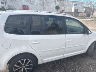 Volkswagen Touran 2012