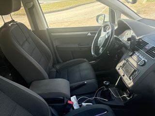 Volkswagen Touran 2012