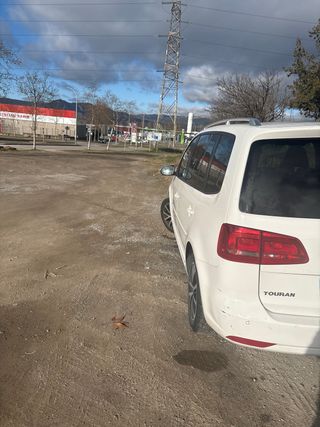 Volkswagen Touran 2012