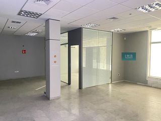 Local comercial en venta en Poligono Sur - La Oliva - Letanías en Sevilla
