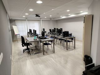 Local comercial en venta en Eduardo Saavedra - Eloy Sanz Villa en Soria