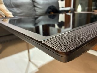 Televisor Loewe Art 50