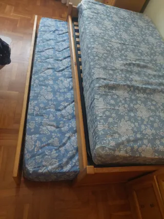 Cama 90x190 con 2 colchones y sinfonier