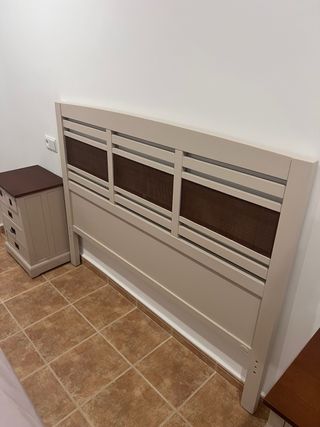 Cabecero y Mesitas de Noche