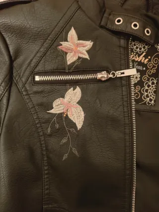 Cazadora Piel Negra Bordada Flores