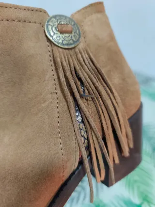 Botas de ante marrones talla 37