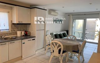 Piso en venta en Salatar en Roses