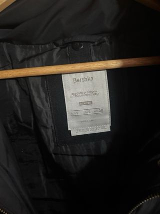 Cazadora acolchada negra