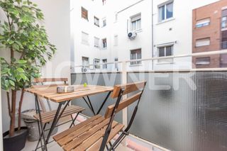 Piso en alquiler en Pacífico en Madrid