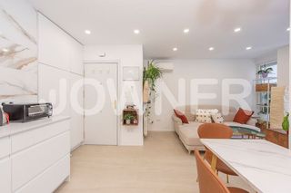 Piso en alquiler en Pacífico en Madrid