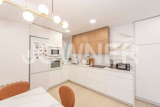 Piso en alquiler en Pacífico en Madrid