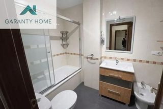 Piso en alquiler en Parque Victoria Eugenia en Málaga