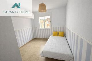 Piso en alquiler en Parque Victoria Eugenia en Málaga