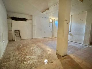 Local comercial en venta en Nueva Andalucía en Almería