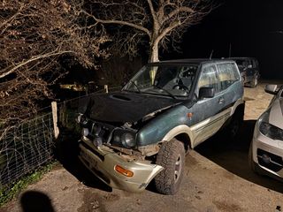 Despiece Nissan Terrano II 2.7 TDI 125CV