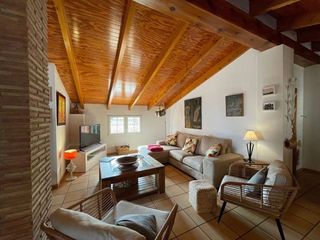 Casa adosada en alquiler en Les Rotes/Las Rotas en Dénia