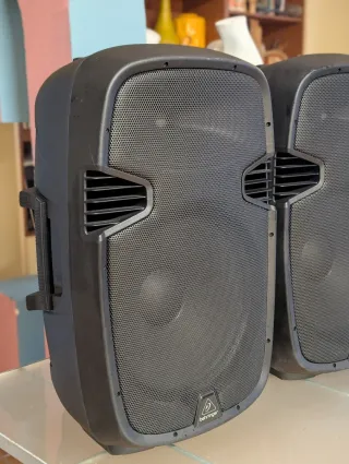 Pareja Altavoces Behringer PK115A Activos 15