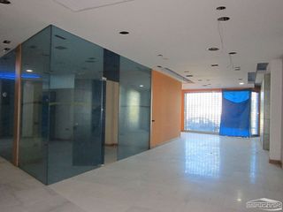 Local comercial en venta en Lucena