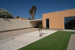 Chalet en venta en La Siesta - El Salado - Torreta en Torrevieja