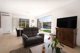 Chalet en venta en La Siesta - El Salado - Torreta en Torrevieja