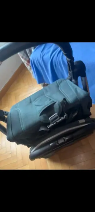 Carrito de bebé plegable