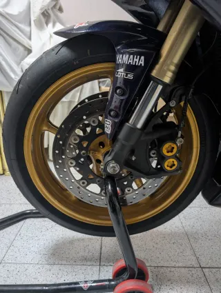 Yamaha R6 2005 Circuito