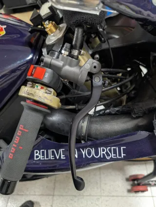 Yamaha R6 2005 Circuito