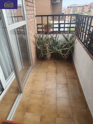 Piso en alquiler en Ciudad Jardín - Zoco en Córdoba