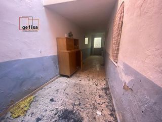 Casa adosada en venta en Valdepeñas