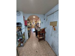 Local comercial en venta en Florida Alta en Alicante