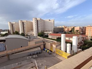 Piso en venta en Altozano - Conde Lumiares en Alicante