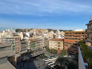 Piso en alquiler en Mercado en Alicante