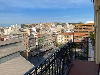 Piso en alquiler en Mercado en Alicante