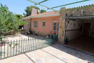 Chalet en venta en Los Balcones - Los Altos del Edén en Torrevieja