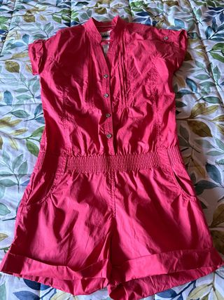 Mono corto rojo talla XL