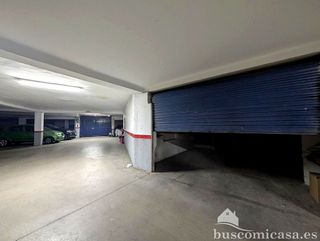 Garaje en venta en Linares