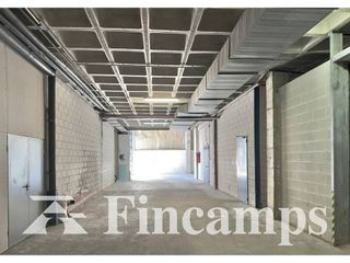 Nave industrial en alquiler en Serraparera en Cerdanyola del Vallès