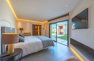 Chalet en alquiler en Elviria en Marbella