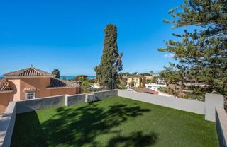 Chalet en alquiler en Elviria en Marbella