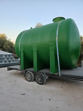 Depósitos horizontales con apoyos